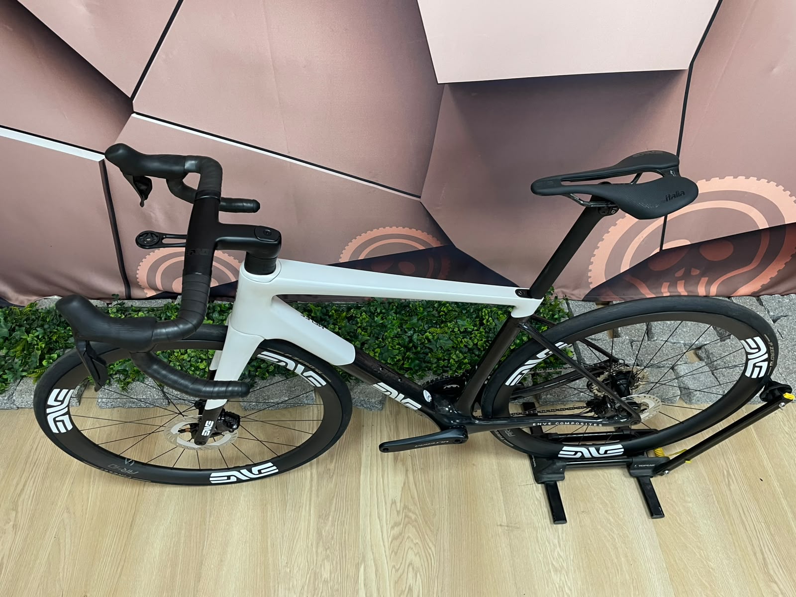Bicicleta ENVE MELEE