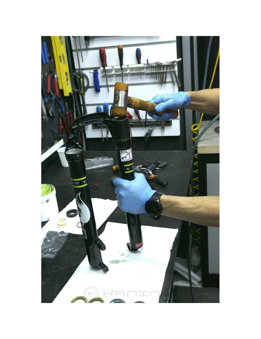 Cambio de retenes FOX 32